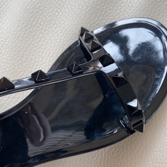 STEVE MADDEN black gello sandals new ! Size 8 - Picture 2 of 6